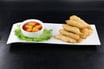 Royal Cuisine Wok & Sushi 101 Stegte Nudler M. Dybstegt Kylling & Forårsruller